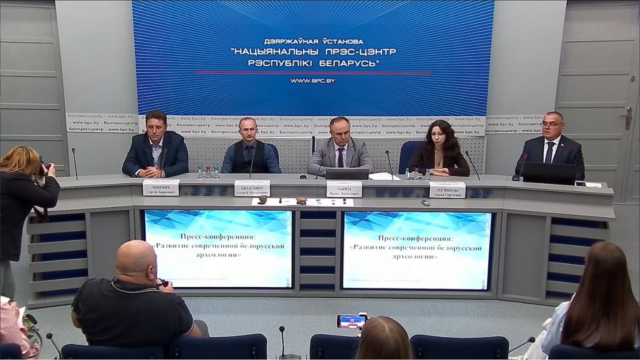 Перейти на YouTube